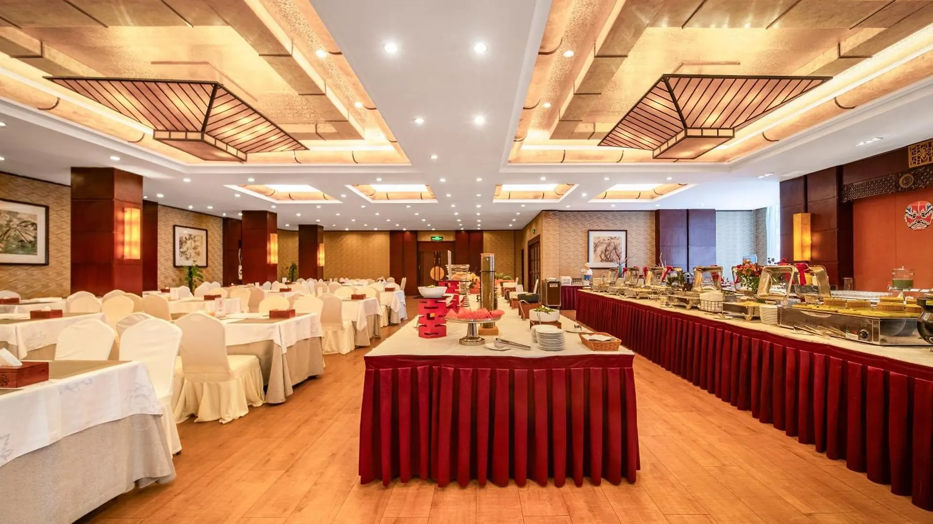 Eagle City Xindi Hotel زينجزو